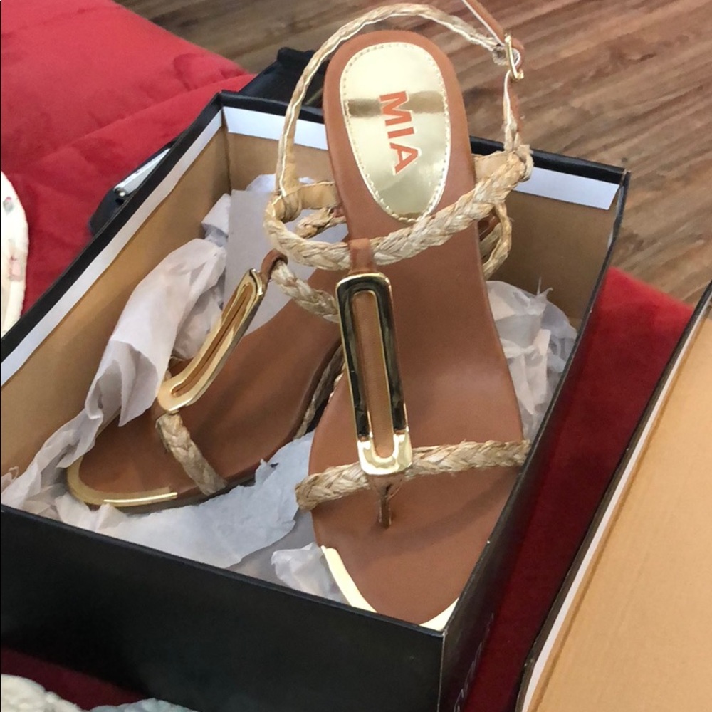Wedge high heel shoes